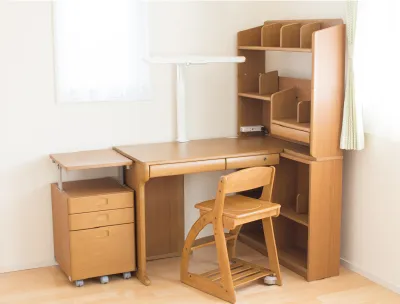 学習机・イス・本棚など、お子様部屋の不用家具の回収