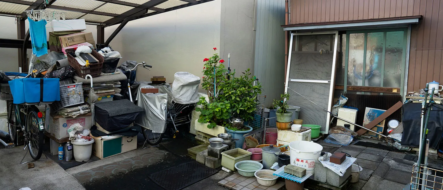 庭の植木・枝木・落ち葉・雑草などお困りごとクリーンワークスにお任せください
