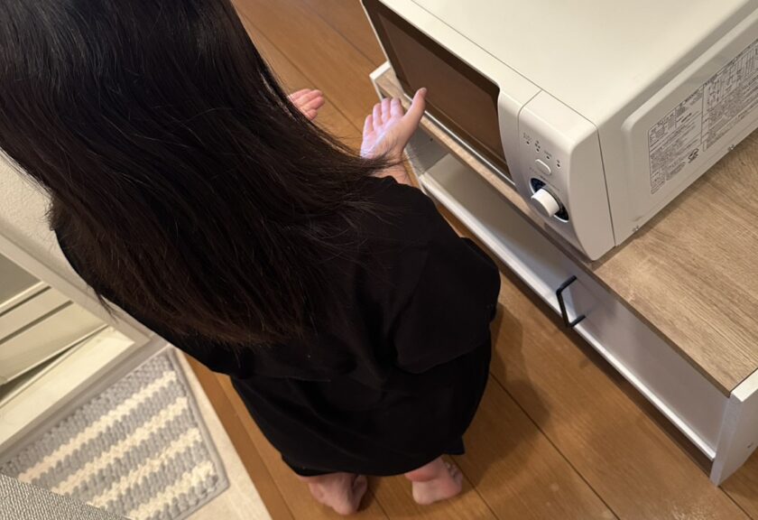 流山市で電子レンジ・キッチンラックの即日回収処分のご依頼をいただきました\(^o^)/